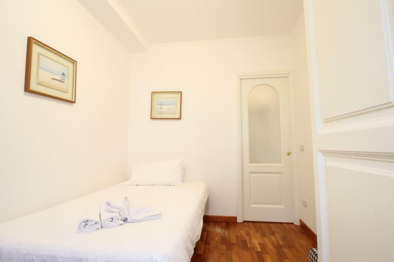 Papaveri Rossi Apartment บอร์ดิเกรา ภายนอก รูปภาพ