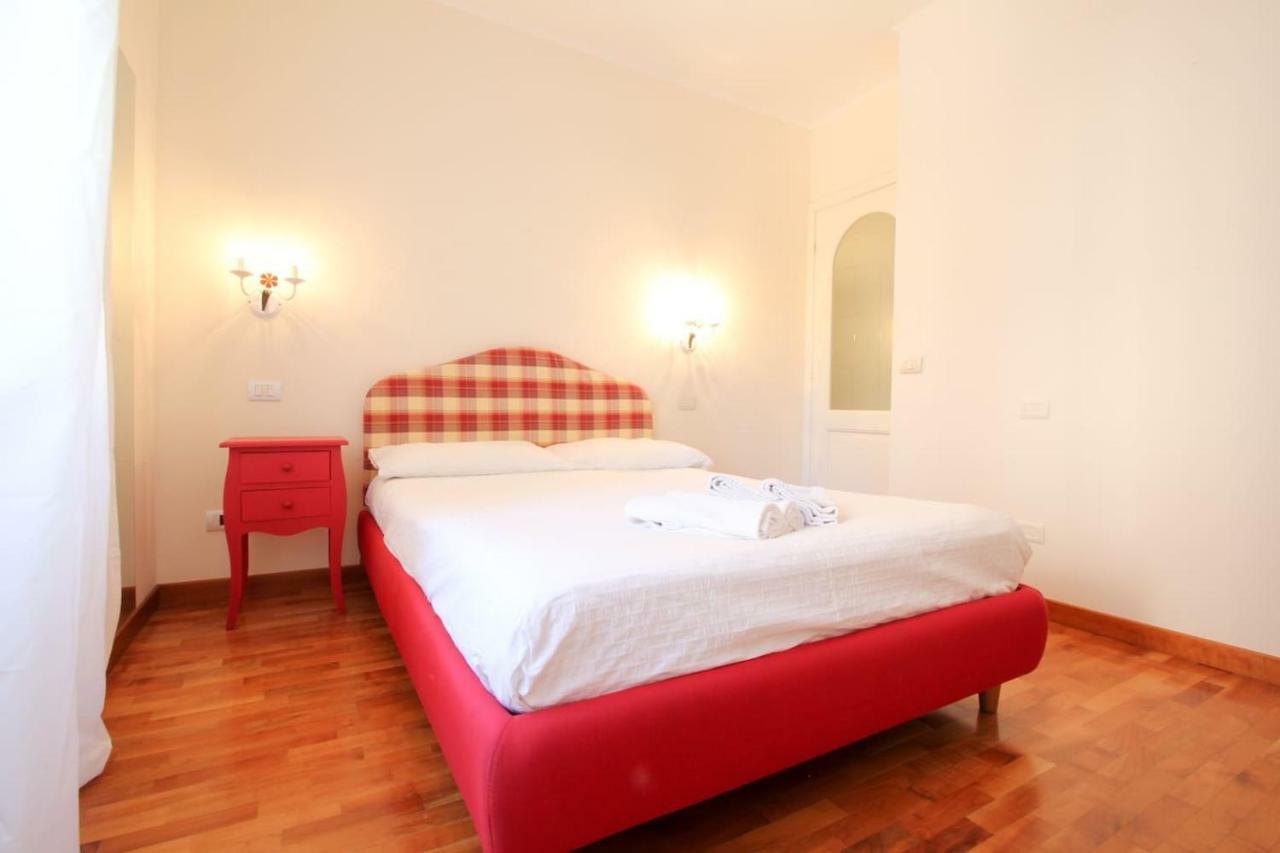 Papaveri Rossi Apartment บอร์ดิเกรา ภายนอก รูปภาพ