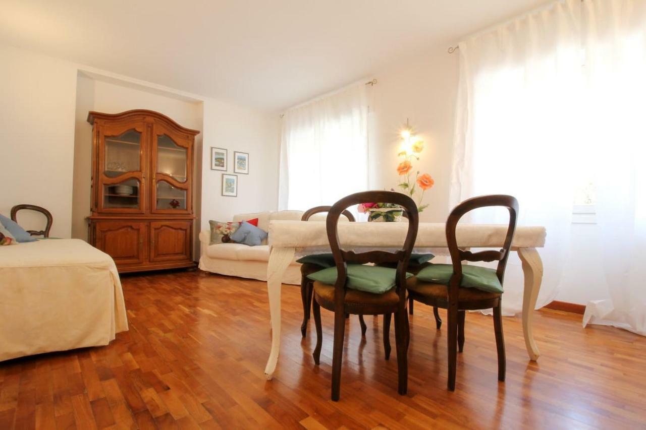 Papaveri Rossi Apartment บอร์ดิเกรา ภายนอก รูปภาพ